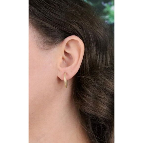 14k Yellow Gold 3/4" Textured Hoop Earrings Gold Hoops - Picture 2 of 8